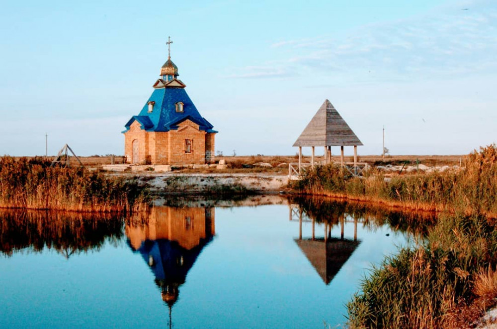 Глицериновое озеро на Арабатской Стрелке