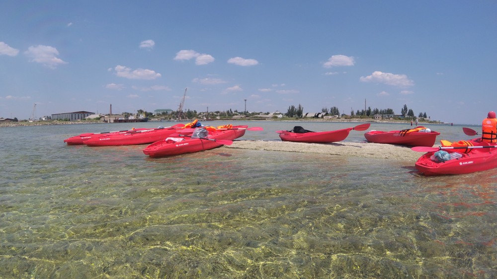 Водные экскурсии на каяках в Геническе и на Арабатской Стрелке