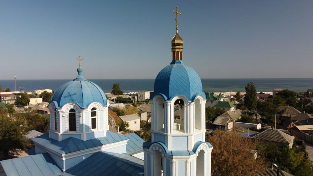 Православні храми Генічеська і Арабатської Стрілки