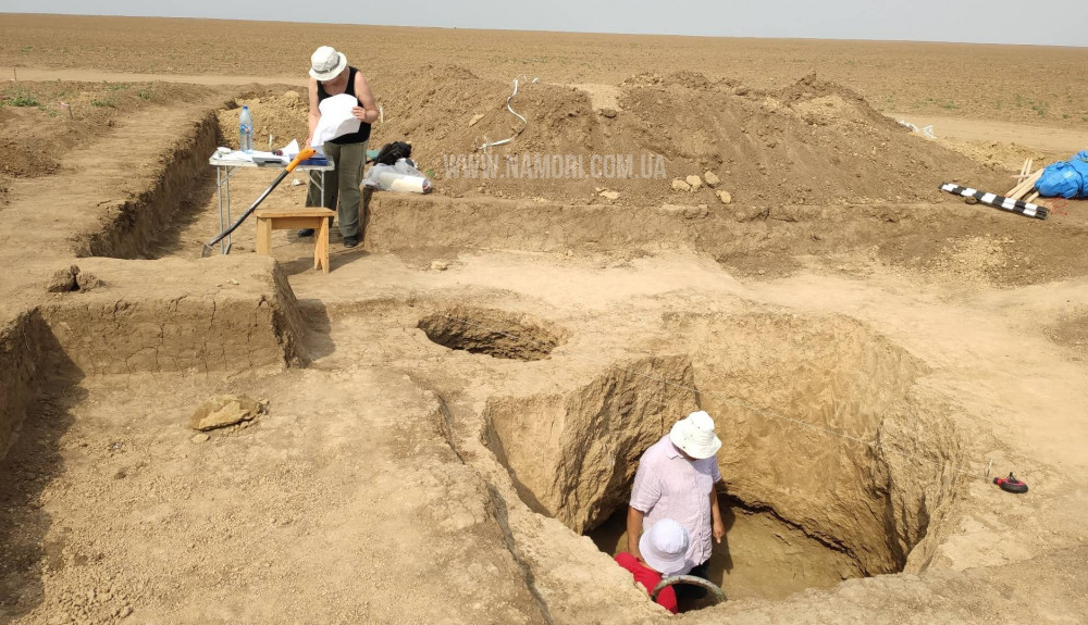 Раскопки 2020 на Арабатской стрелке. Часть 2.