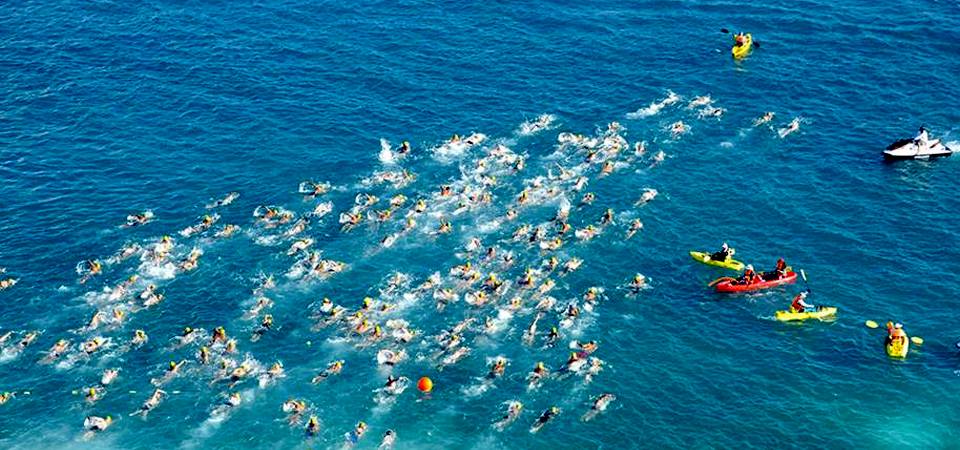 Соревнования по плаванию на открытой воде в Геническе