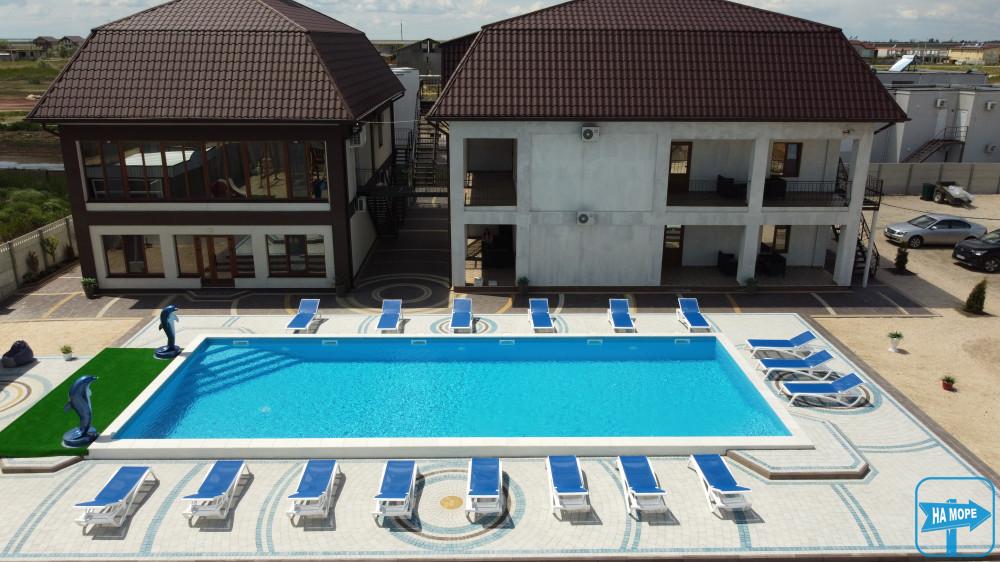 Клуб-отель "Дача"