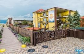 Отель "Золотая Рыбка"