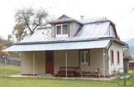 Гостевой дом "У МИХАЙЛА під лісом"