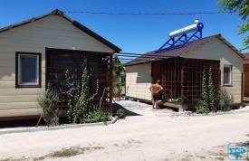 Домики у моря "БогАрт"