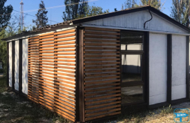 Отдельные домики на берегу моря