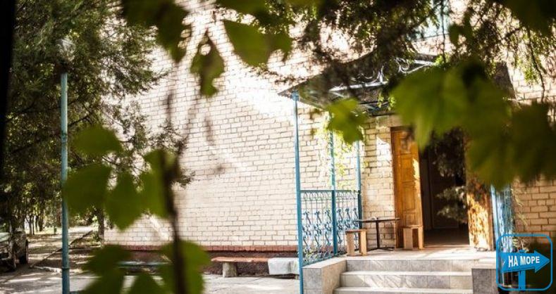 Пансіонат Юбілейний Адмінкорпус