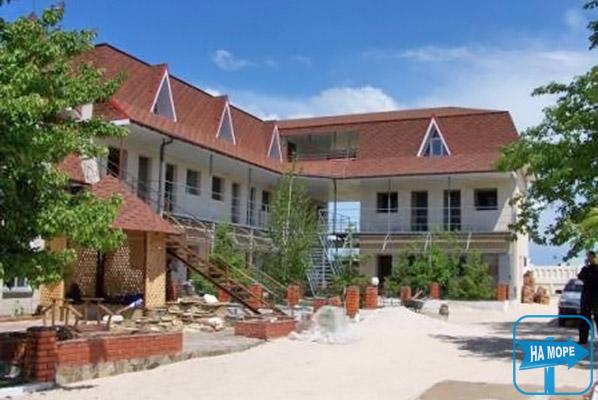 Гостевой дом «Азовская 96»