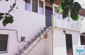 Гостевой дом на Ревуцкого