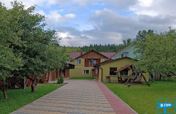 Приватна садиба РУКАВИЧКА