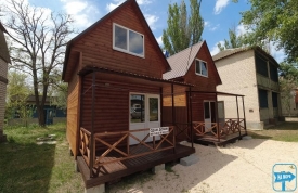 Коттеджи в первой линии