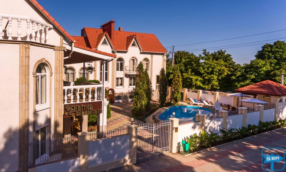 Отель "Квитка Скадовска"