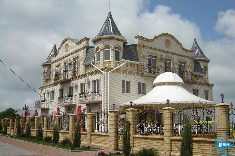 Гостиница "Афина"