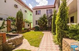 Частное домовладение "Sunflower"