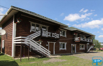 Садиба КОЛЬОРОВІ ПОДОРОЖІ