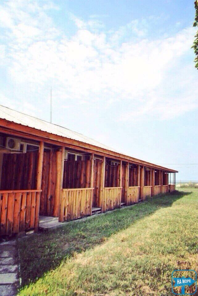 База відпочинку «Чорноморська хвиля»