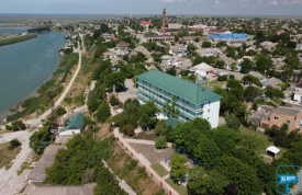 Azov Resorts