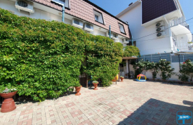 Мини отель "Приморская 80/1"