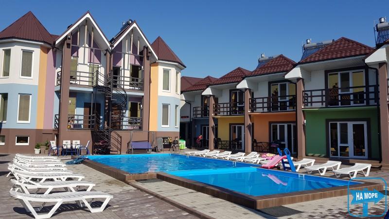 Отель «Акварель Resort»