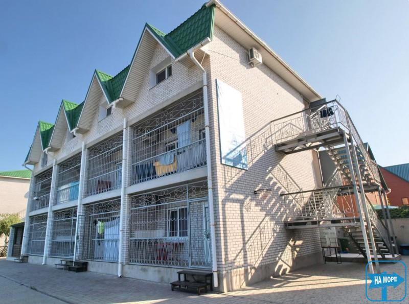 "Aura House" мини-отель