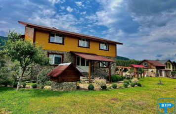 Котедж Зарінок