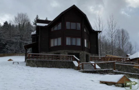 Будинок в горах