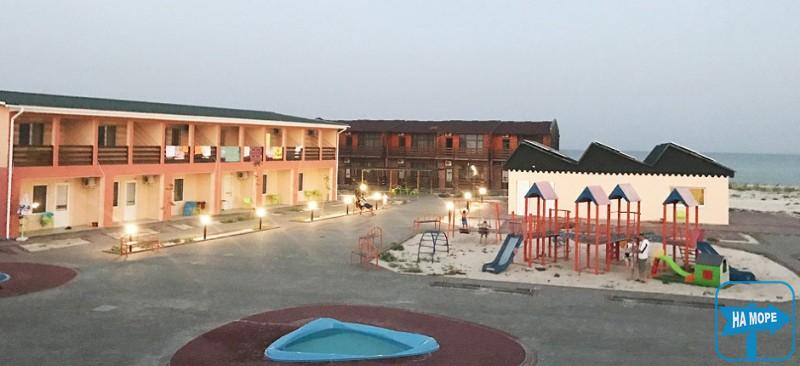 Готель "Атлантіс"