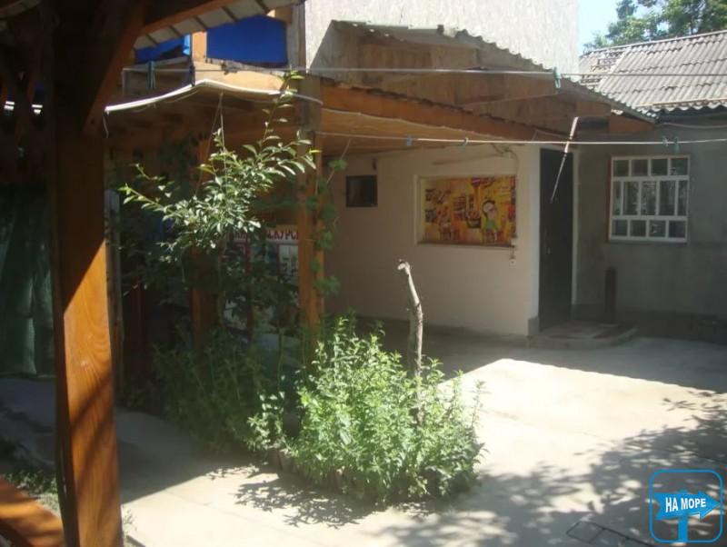 "Дом в Геническе" без хозяев