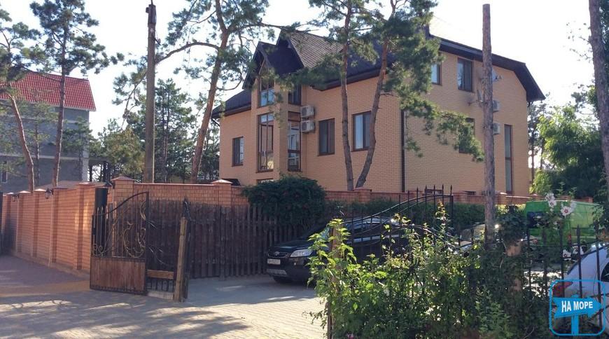 Отель "Адмирал"