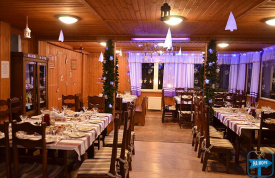 Кафе-бар и колыба «Бюргер-Тростян»