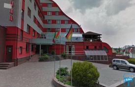 Прокат авто "PayLess" и "Avis"