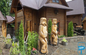 Колиба "На пеньках"