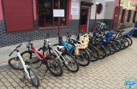 Прокат велосипедів (Bike rental)